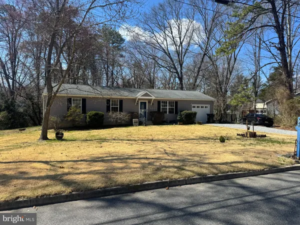 $315,000 | 760 Roosevelt Boulevard, Clayton, NJ 08312