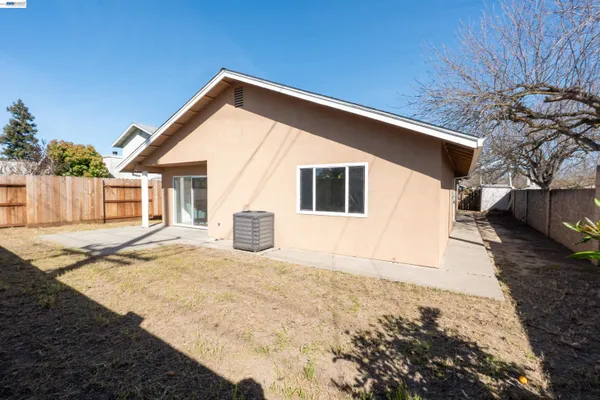 $479,900 | 2932 Alcott Court, Modesto, CA 95355