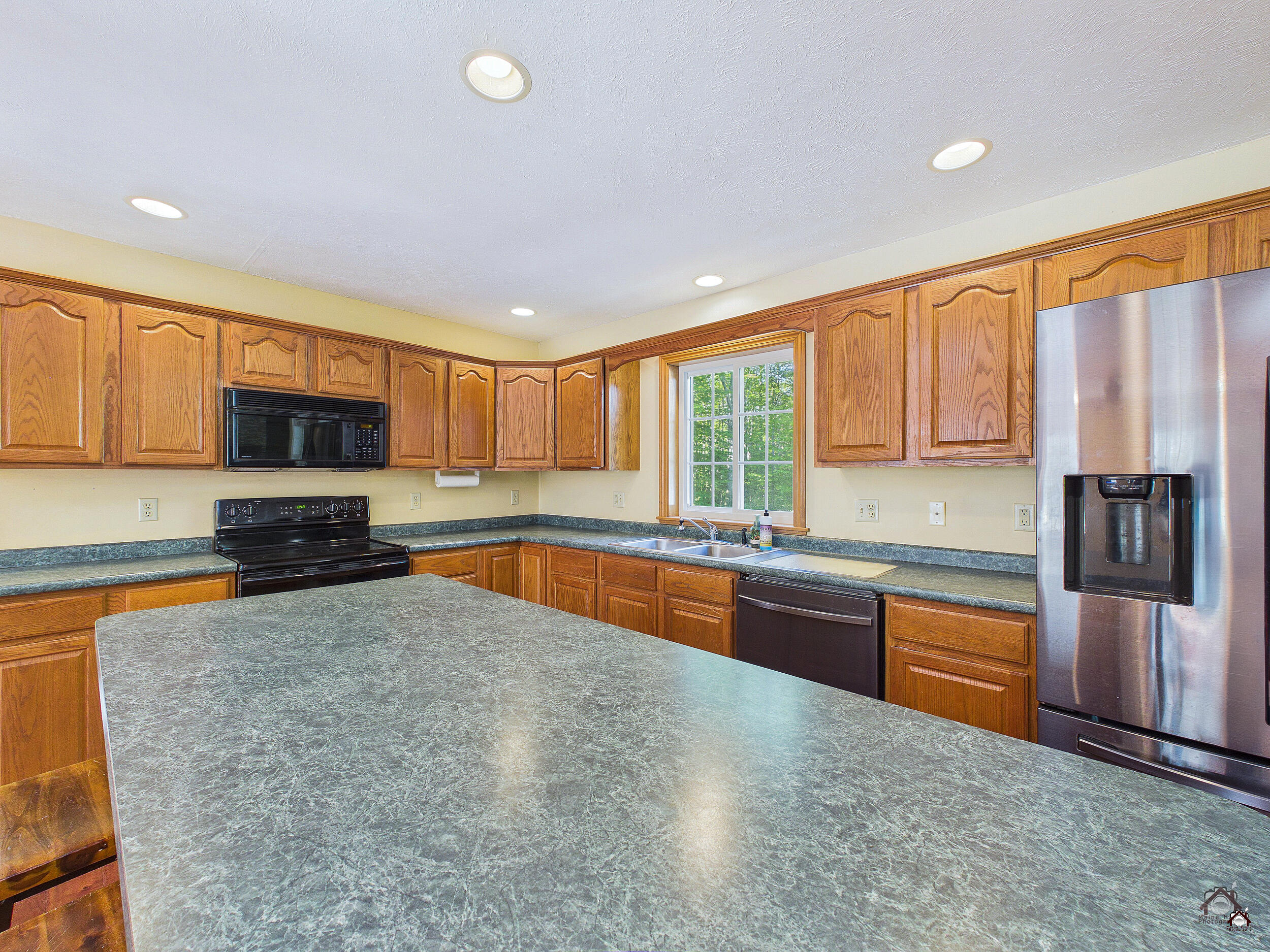 91 Cotton Road Lewiston, ME 04240 - Photo 10 of 49 120-D4MK6AS-LP-119