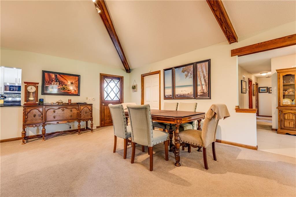 601 14th Street Pleasanton, KS 66075 - Photo 13 of 64