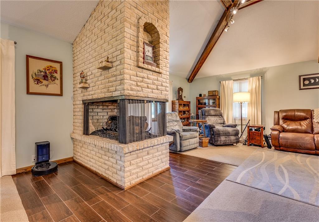 601 14th Street Pleasanton, KS 66075 - Photo 16 of 64