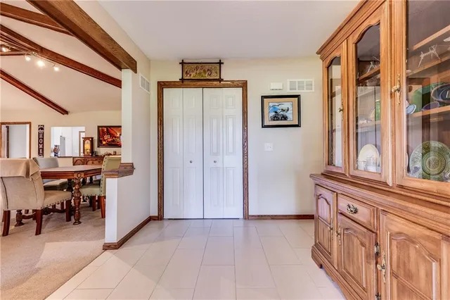 $290,000 | 601 14th Street, Pleasanton, KS 66075