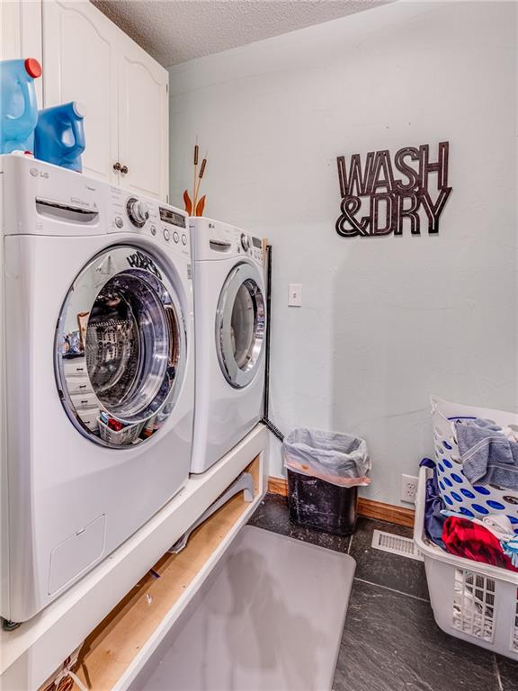 601 14th Street Pleasanton, KS 66075 - Photo 39 of 64