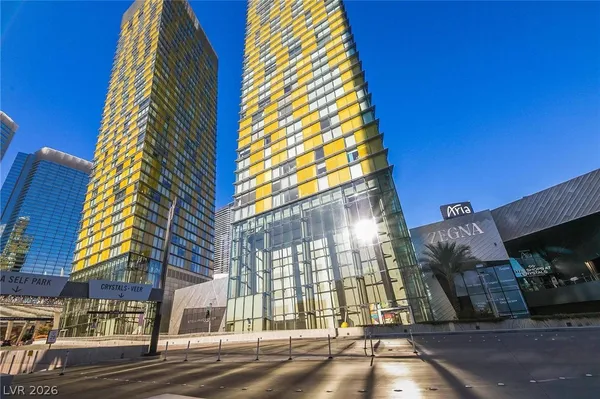 $3,495 | 3722 South Las Vegas Boulevard, Unit 1206, Las Vegas, NV 89158