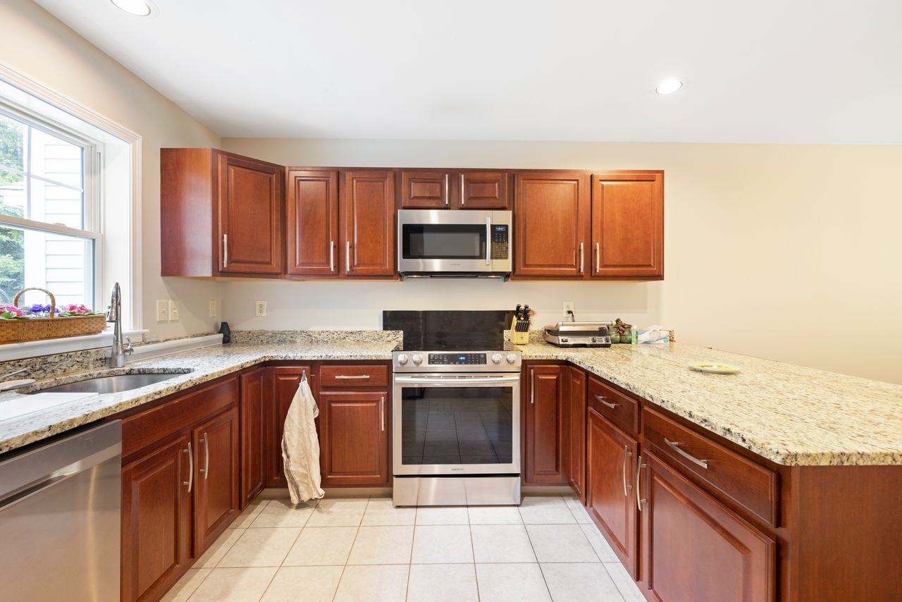 23 Falls Road, Unit 4 Thornton, NH 03285 - Photo 8 of 37 Gallery Image 8