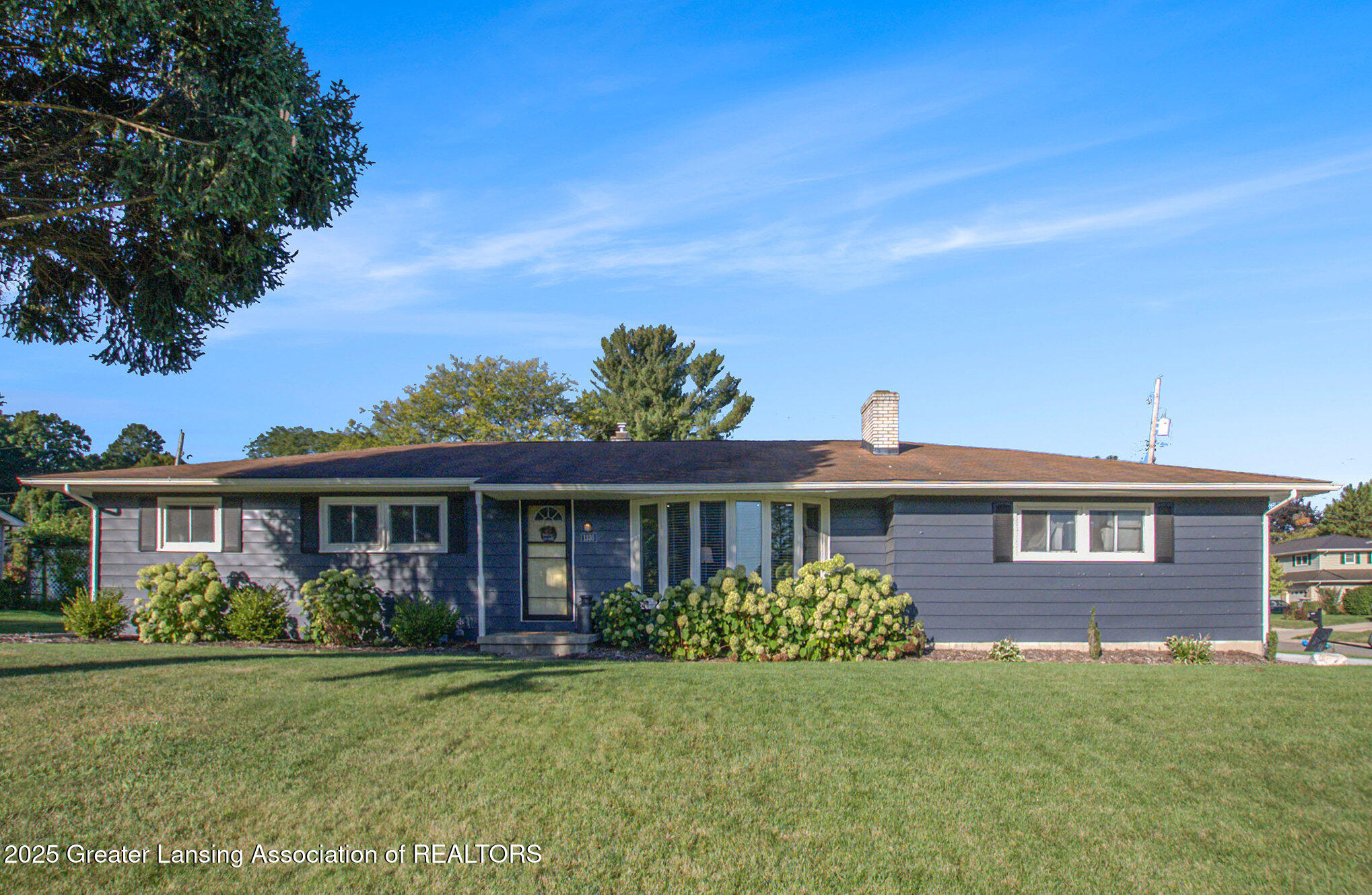 1335 Maycroft Road Lansing, MI 48917 - Photo 2 of 26 003__ndp7049_895