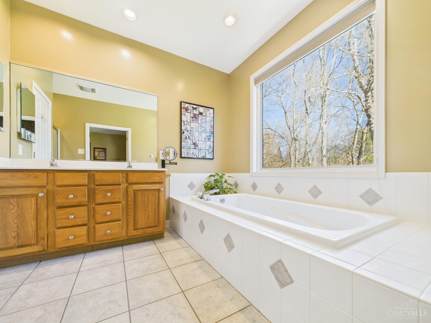 536 Hopper Hill Farm Road Cincinnati, OH 45255 - Photo 27 of 56 Gallery Image 27
