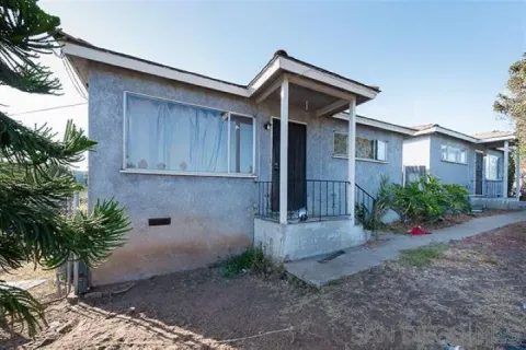 $1,200,000 | 811 South 32nd Street, San Diego, CA 92113