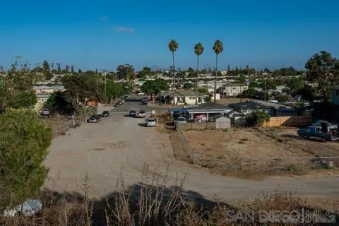 $1,200,000 | 811 South 32nd Street, San Diego, CA 92113