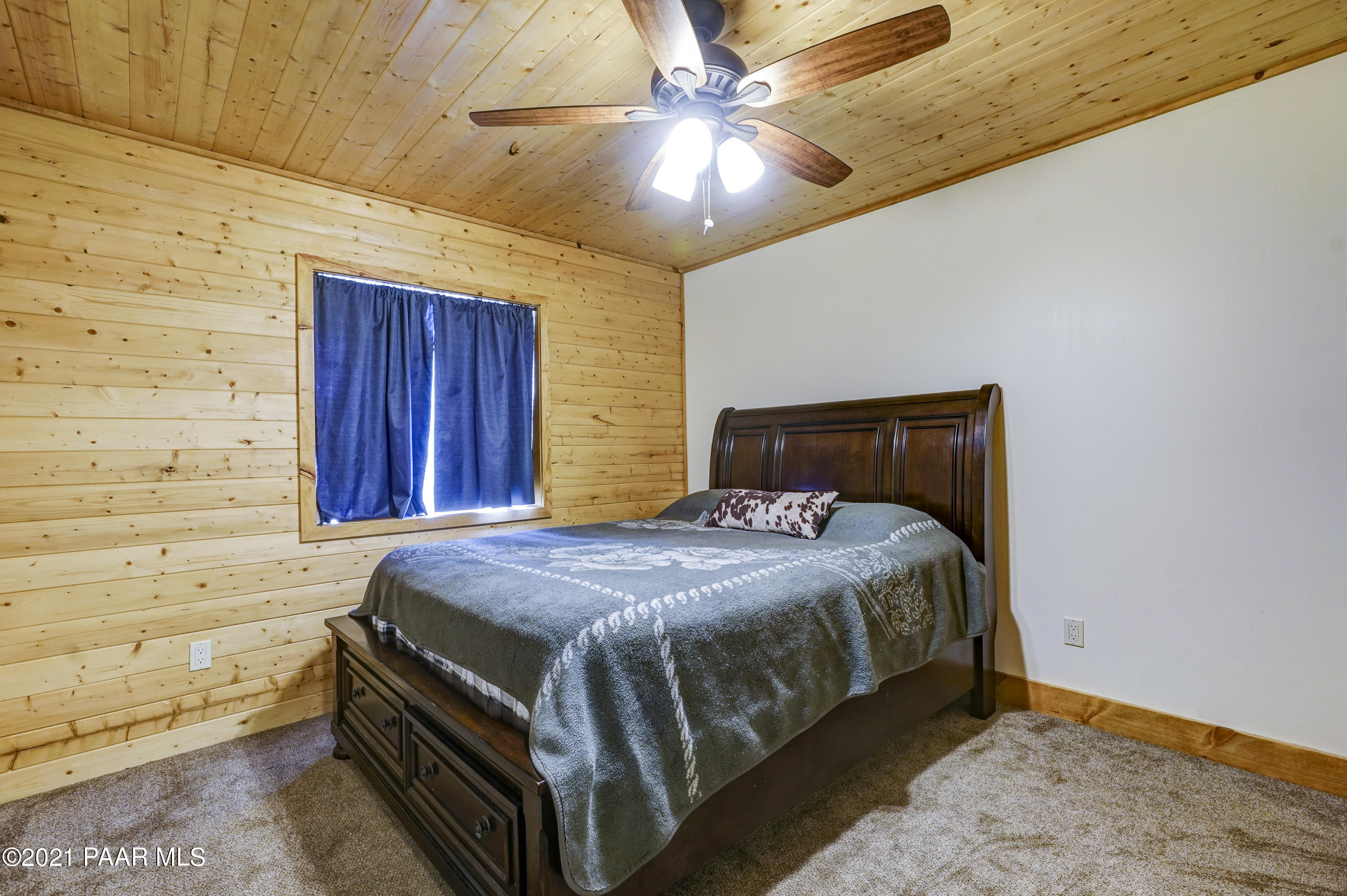 4301 East Sheldon Road Prescott, AZ 86303 - Photo 16 of 31 Guest bedroom 1