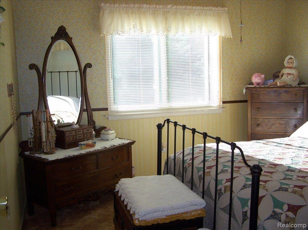 16775 Arnold Road Gregory, MI 48137 - Photo 8 of 14 MASTER BEDROOM II