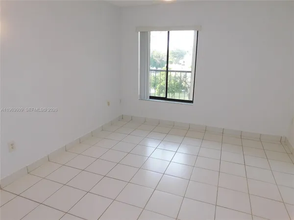 $1,900 | 8025 Southwest 107th Avenue, Unit 321, Miami, FL 33173