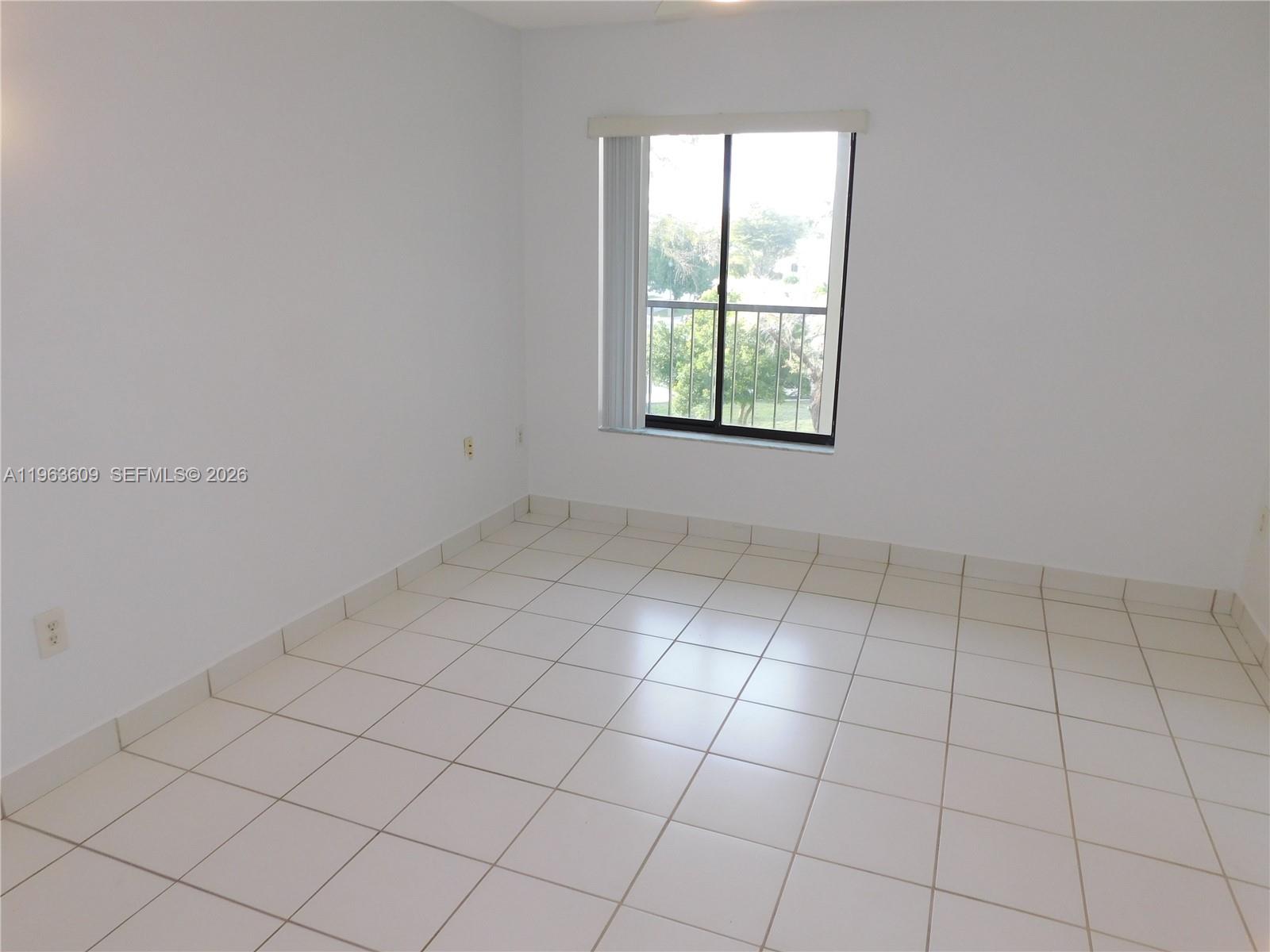 8025 Southwest 107th Avenue, Unit 321 Miami, FL 33173 - Photo 6 of 24 MASTER BEDROOM