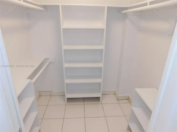 $1,900 | 8025 Southwest 107th Avenue, Unit 321, Miami, FL 33173