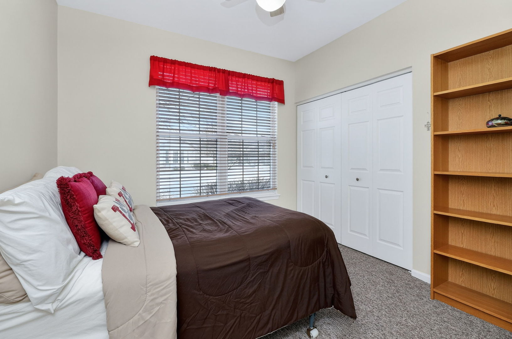 1592 Ludington Circle Romeoville, IL 60446 - Photo 16 of 24