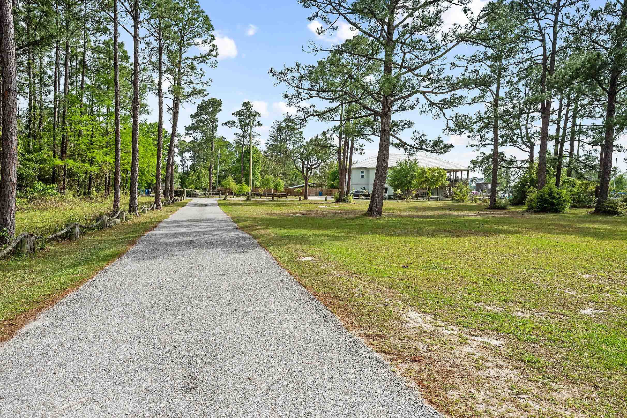 24321 Gulf Bay Road Orange Beach, AL 36561 - Photo 28 of 33 Driveway