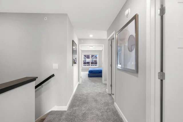 $2,995 | 9376 4th Street North, Lake Elmo, MN 55042