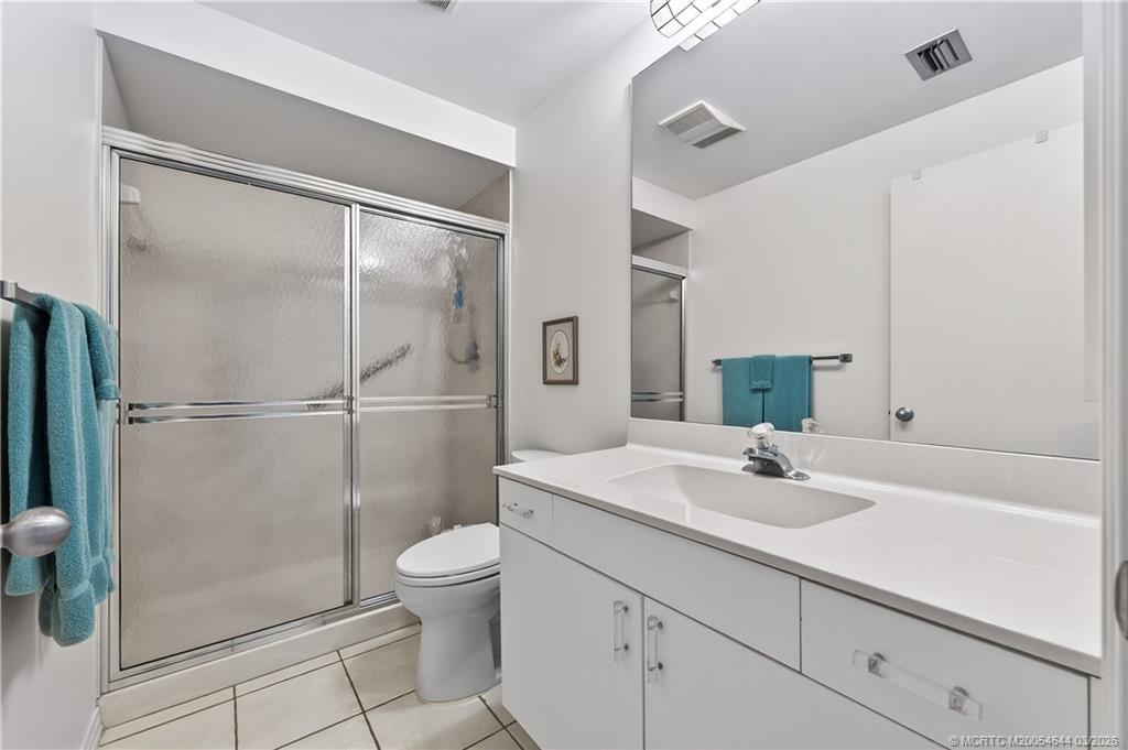 12455 Harbour Ridge Boulevard, Unit 25 Palm City, FL 34990 - Photo 19 of 37