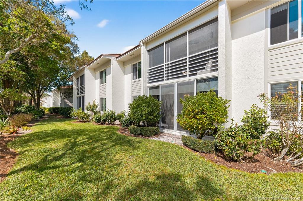 12455 Harbour Ridge Boulevard, Unit 25 Palm City, FL 34990 - Photo 23 of 37