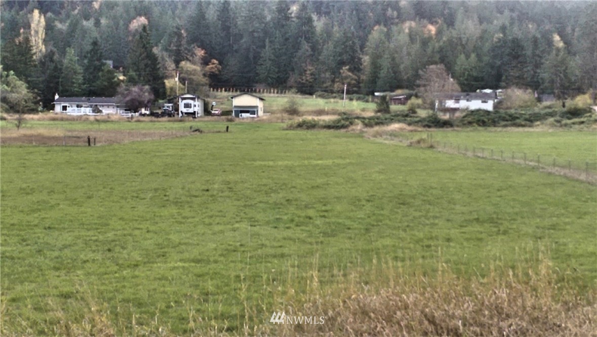34-xx East Smith Road Bellingham, WA 98226 - Photo 2 of 4 Gallery Image 2