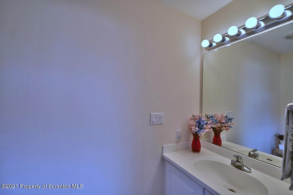649 White Birch Road Clarks Summit, PA 18411 - Photo 30 of 81 Gallery Image 30