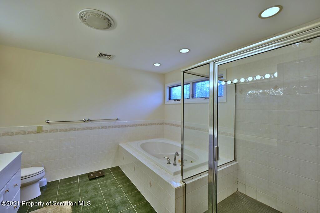 649 White Birch Road Clarks Summit, PA 18411 - Photo 37 of 81 Gallery Image 37
