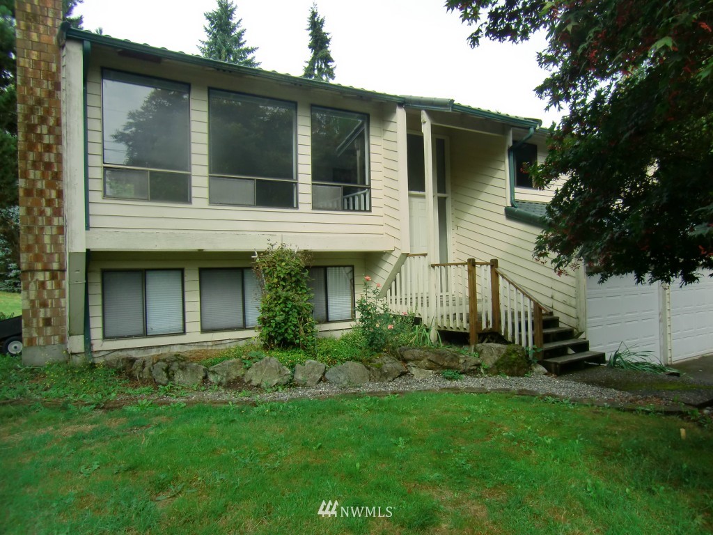 917 Duchess Road Bothell, WA 98012 - Photo 1 of 23