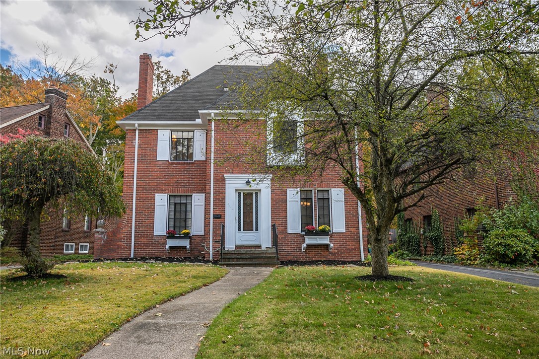 3542 Edison Road Cleveland, OH 44121 - Photo 1 of 34