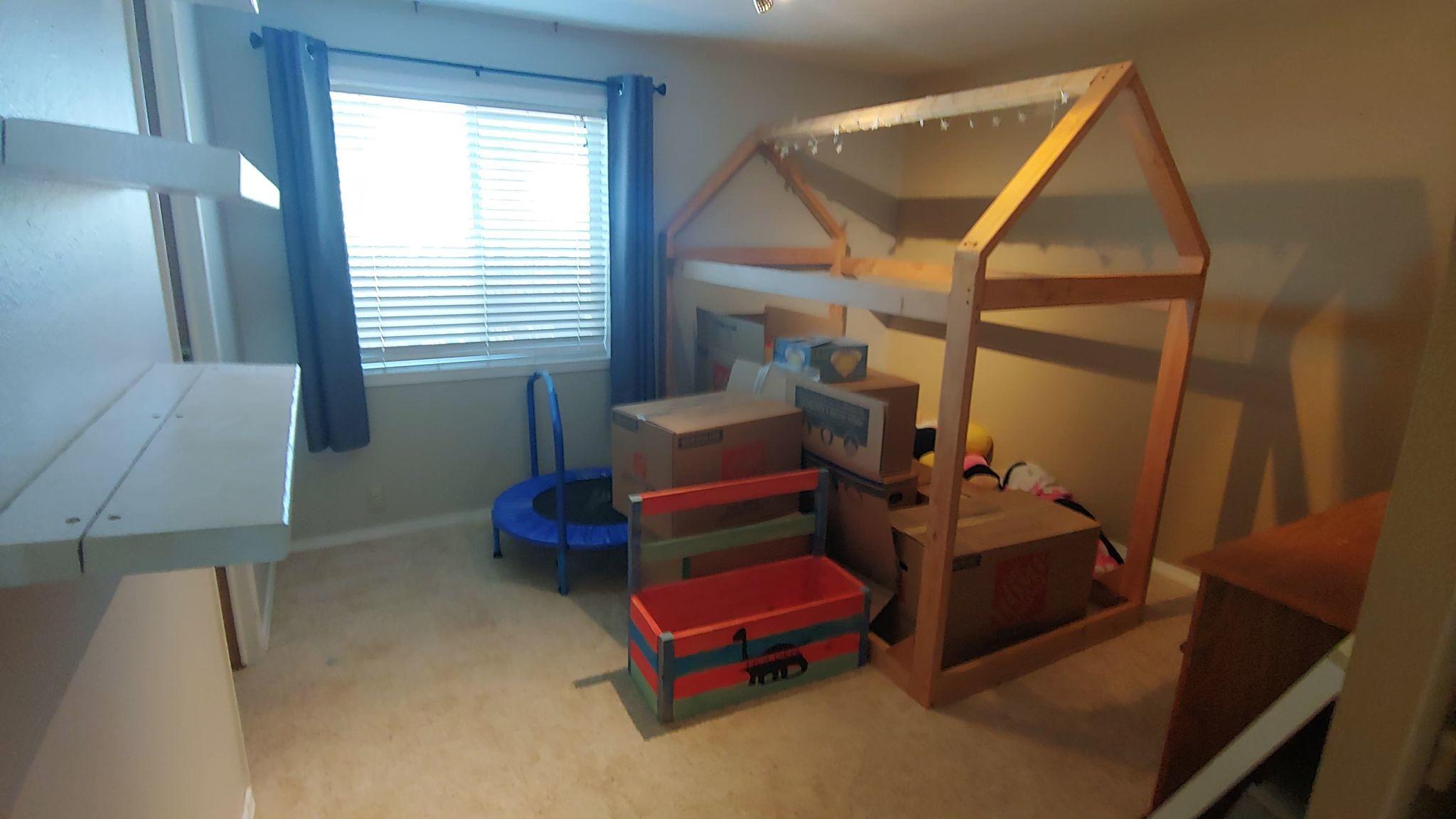 5875 Southwest Rim Road Terrebonne, OR 97760 - Photo 18 of 32 Holden's Room 2