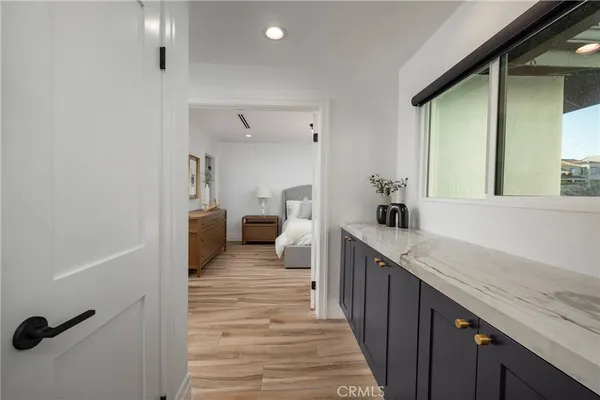 a view of a livingroom with furniture