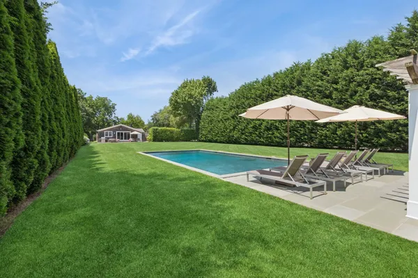 $65,000 | Undisclosed Address, Southampton, NY 11968