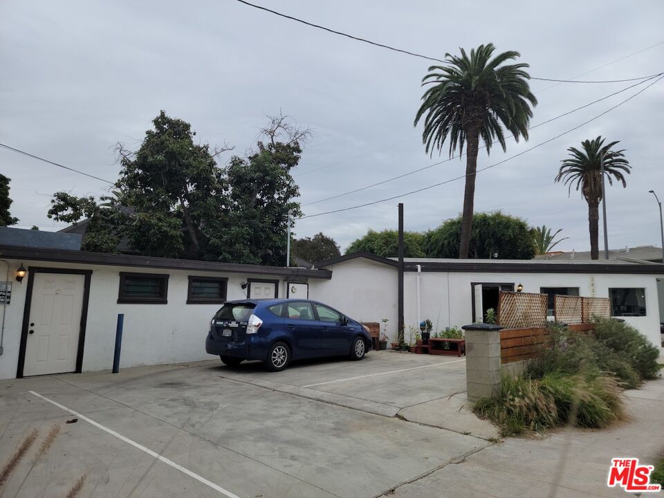 702 Cedar Avenue Long Beach, CA 90813 - Photo 14 of 25
