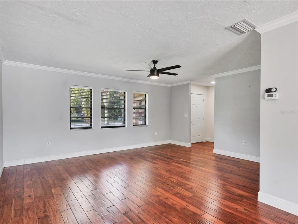 3927 Desoto Road Sarasota, FL 34243 - Photo 16 of 67