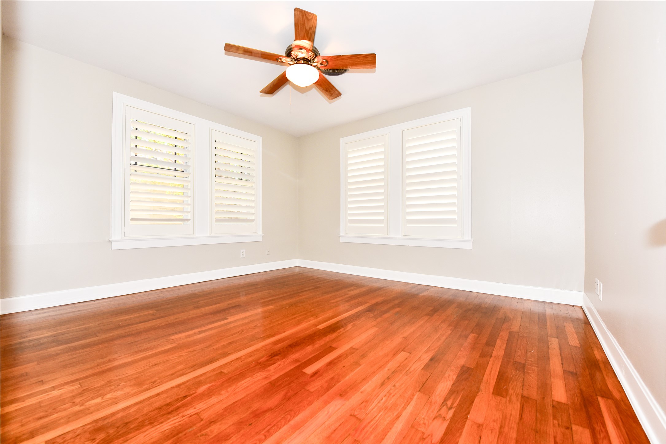 3908 Becker Avenue Austin, TX 78751 - Photo 17 of 23 Bedroom 2
