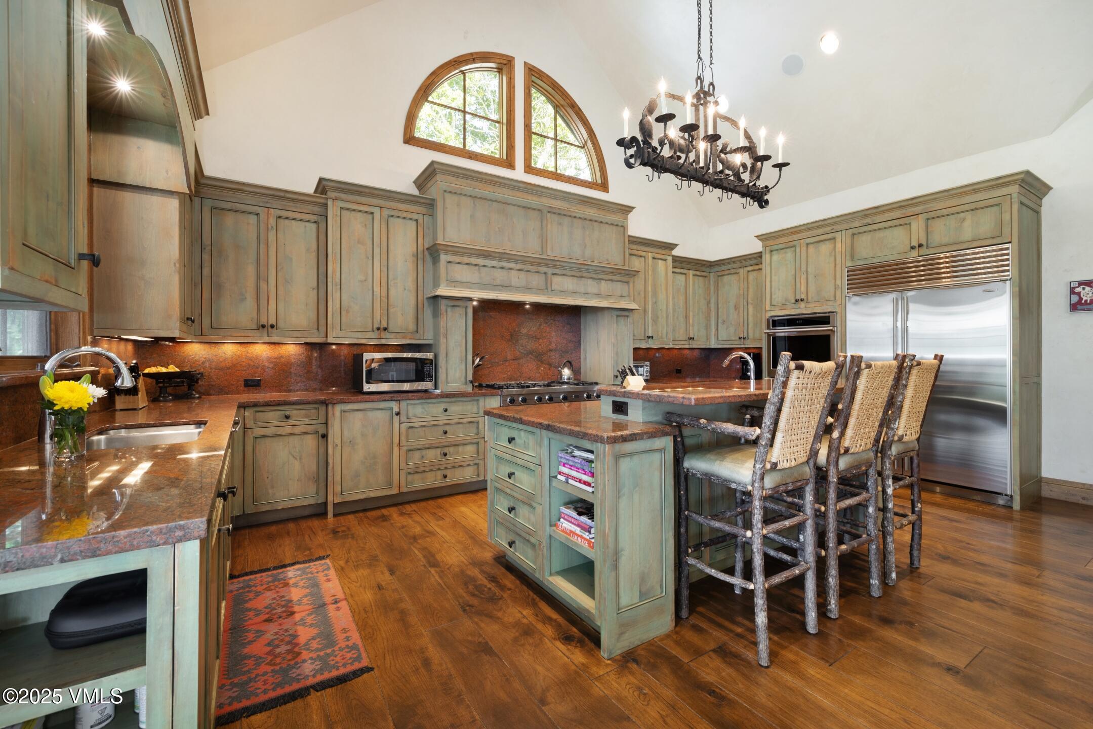 84 Wildrose Avon, CO 81620 - Photo 11 of 60 7 Kitchen