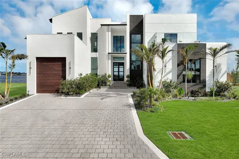 $4,700,000 | 5831 Southwest 1st Avenue, Cape Coral, FL 33914