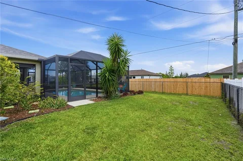 $300,000 | 21 Tropicana Parkway East, Cape Coral, FL 33909