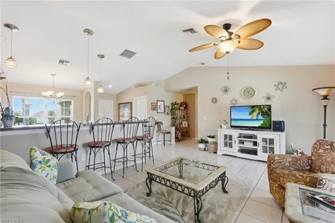 $300,000 | 21 Tropicana Parkway East, Cape Coral, FL 33909