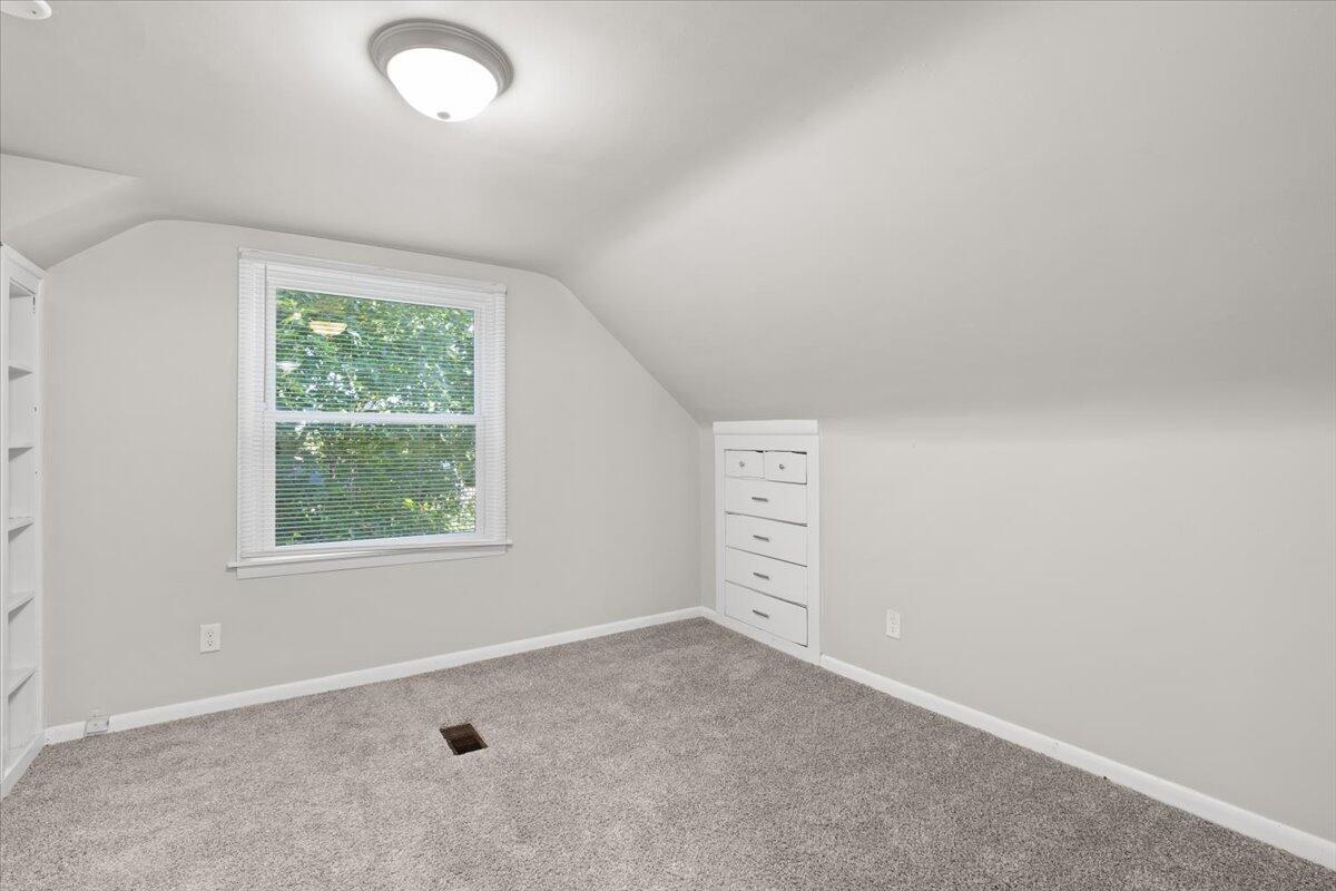 3642 Buchanan Street Gary, IN 46408 - Photo 18 of 25 an empty room with windows