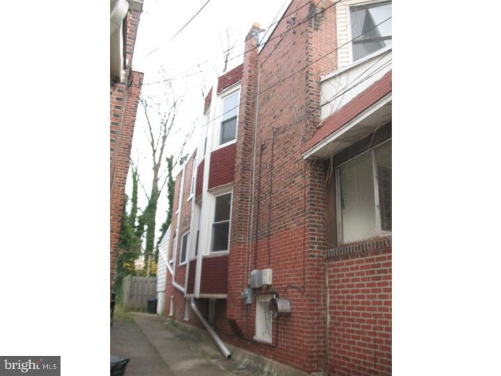 111 Rhodes Avenue Collingdale, PA 19023 - Photo 3 of 19 Gallery Image 3