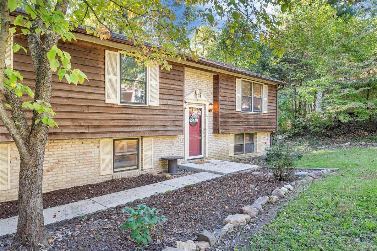 105 Enderley Road Covington, VA 24426 - Photo 1 of 41 01-MIB03271