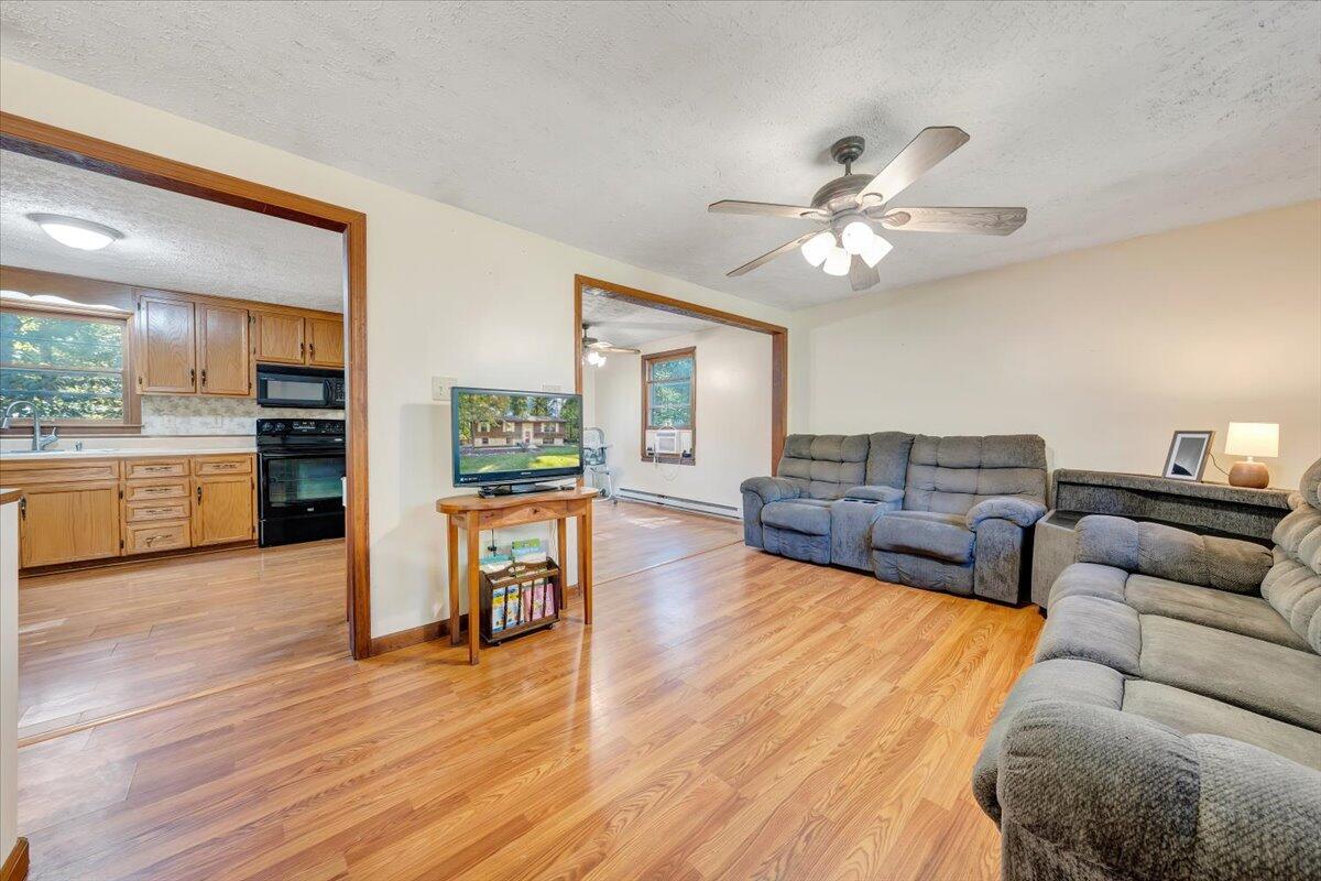 105 Enderley Road Covington, VA 24426 - Photo 13 of 41 13-MIB03226