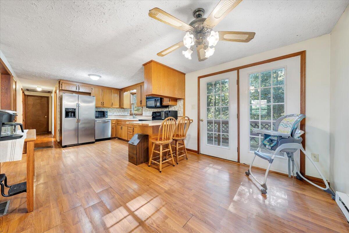 105 Enderley Road Covington, VA 24426 - Photo 9 of 41 09-MIB03211