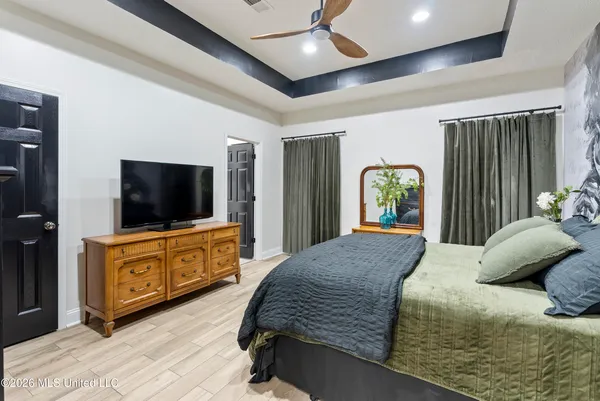 $565,000 | 2314 Highway 7, Holly Springs, MS 38635