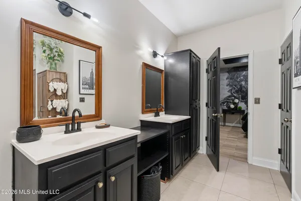 $565,000 | 2314 Highway 7, Holly Springs, MS 38635