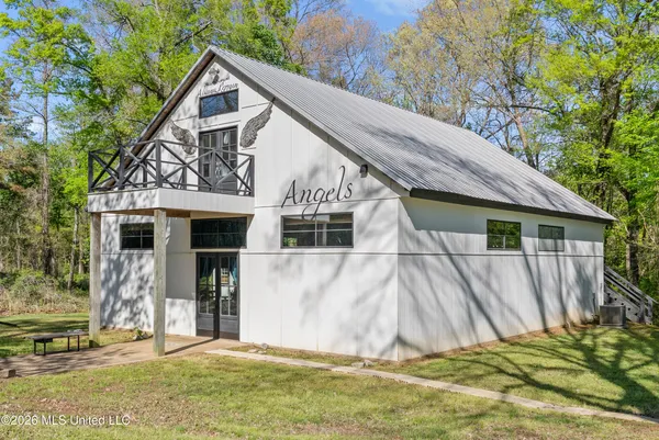 $565,000 | 2314 Highway 7, Holly Springs, MS 38635