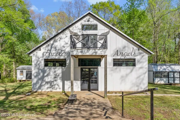 $565,000 | 2314 Highway 7, Holly Springs, MS 38635
