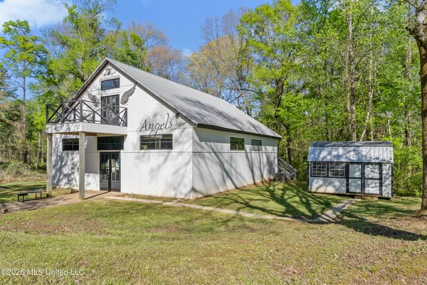 $565,000 | 2314 Highway 7, Holly Springs, MS 38635