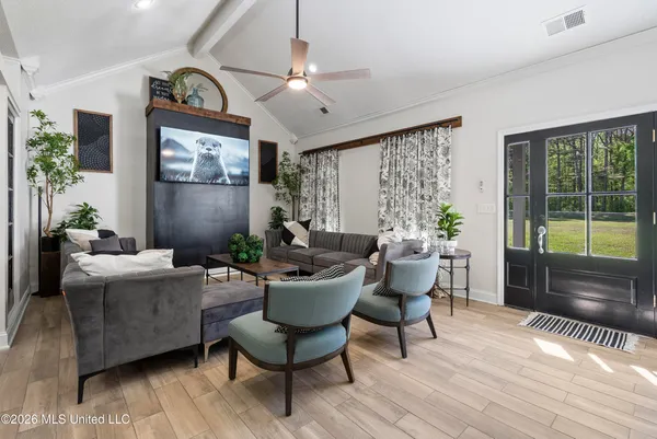 $565,000 | 2314 Highway 7, Holly Springs, MS 38635