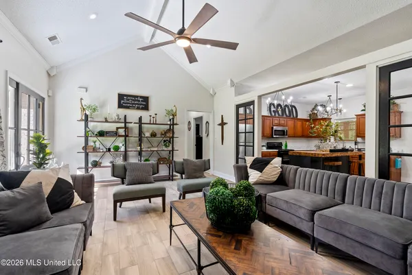 $565,000 | 2314 Highway 7, Holly Springs, MS 38635